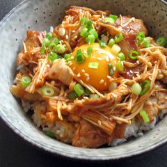 A picture of Gochujang Pork & Enoki Rice Bowl.