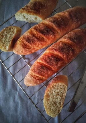 ফ্রেঞ্চ ব্যাগেট (french baguette recipe in Bengali) রেসিপির প্রধান ছবি