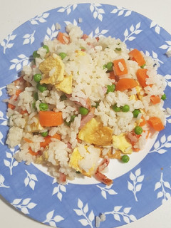 Una foto de Arroz tres delicias