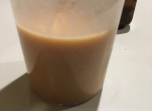 Una foto de Batido de Quinoa-Papaya-Cúrcuma (smoothie)