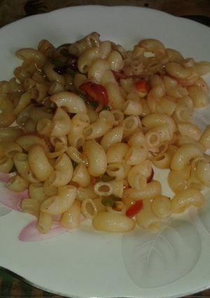 A picture of Chilli garlic macroni.