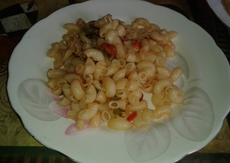 Chilli garlic macroni