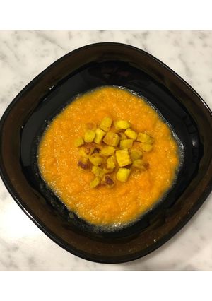 Foto di Vellutata di zucca con pane croccante speziato🎃🍞
