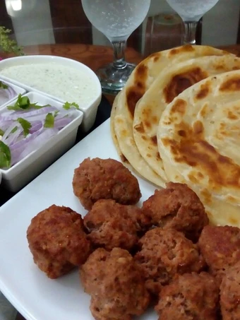 Easy Way Prepare Recipe Gola kabab &amp; lachcha Paratha with cold drink that is Really Delicious, Tasty}