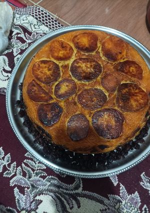 عکسی از دستور ماکارونی با ته دیگ سیب زمینی