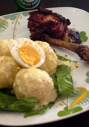 Una foto de Nido de papas y muslo Barbarian.