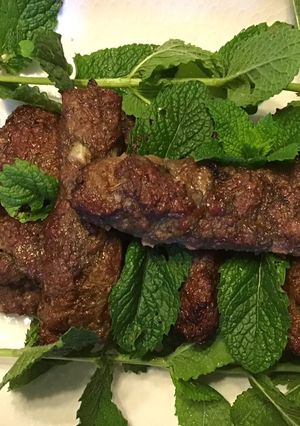 A picture of California Farm Broiled Lamb Kebabs.