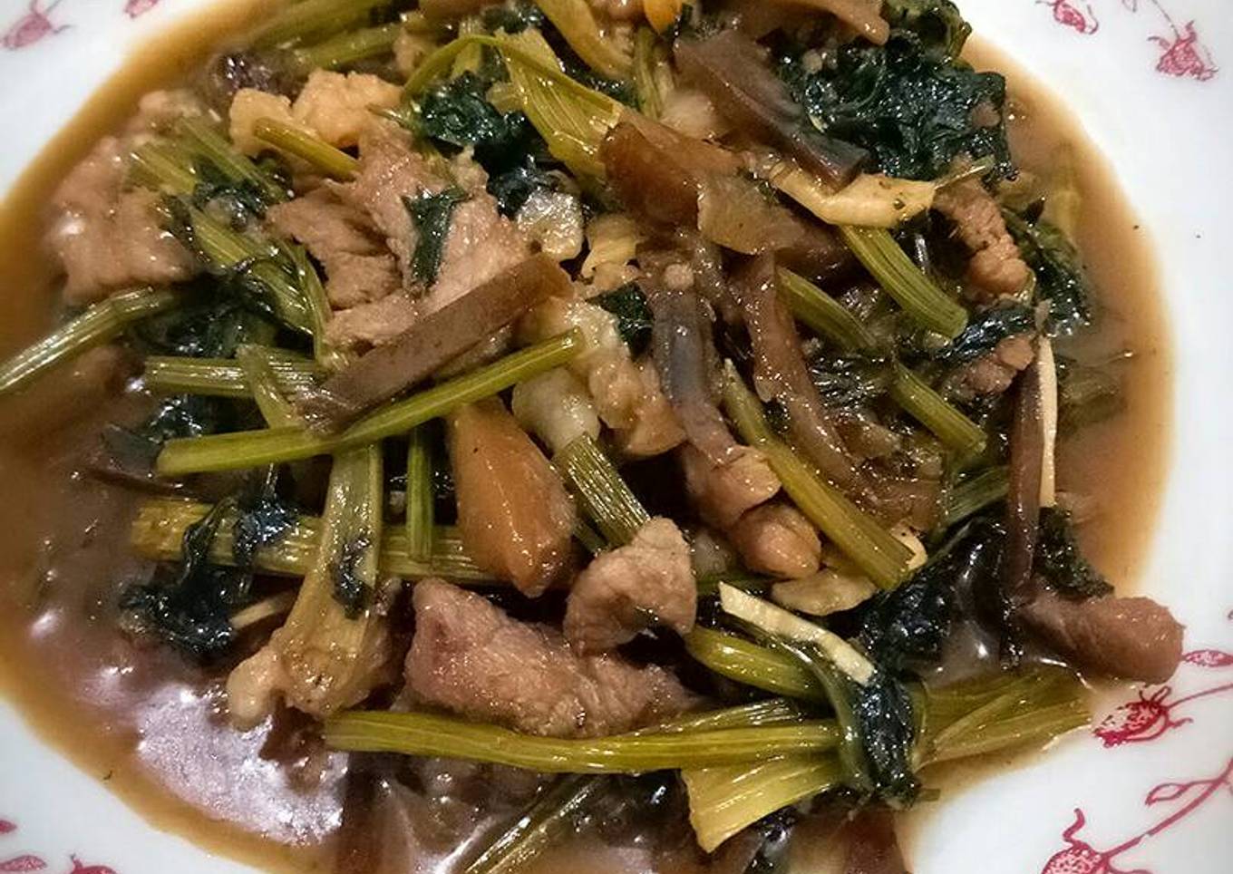 Tumis sayur kucai