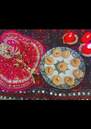 यूपी स्टाइल पेडे(UP style Peda recipe in hindi) रेसिपी मुख्य फोटो