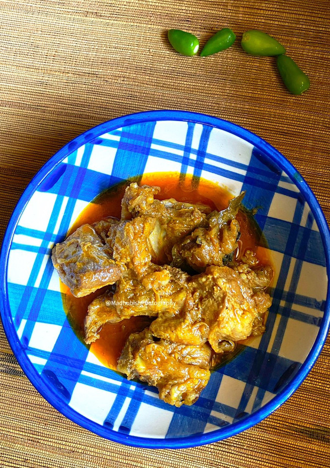 A picture of Mutton curry.