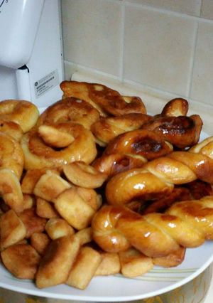 A picture of Twist doughnut.