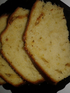 A picture of Lemon loaf.