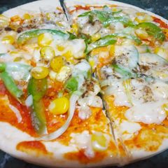 Microwave Pizza A picture of Microwave Pizza.