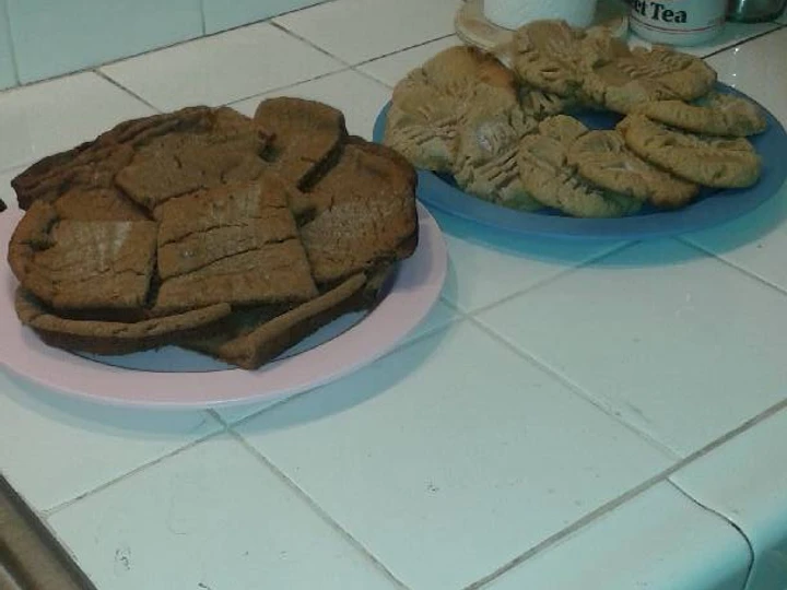 Easy Ways Make|Recipe} Both Peanut Butter and Chocolate Hazelnut Cheesecake Cookies the Drool, Appealing