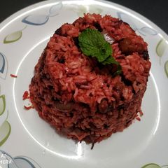 A picture of Beetroot soyabean rice.