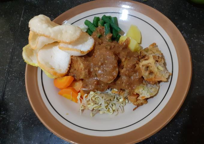 08. Gado gado bumbu sambel pecel