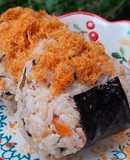 Cơm nắm cá ngừ