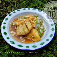 A picture of Pempek Dos tanpa ikan.
