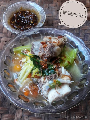 Langkah Mudah untuk Membikin Resep Sup Tulang Sapi yang Lezat Anti Ribet, Uenak Banget