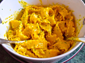 Foto di 128 • Pasta con sugo di peperoni arrostiti (super rapido!) 😋😋😋