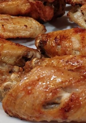 รูปของ ปีกไก่ทอด ใช้หมอทอดไร้น้ำมัน Ninja Air Fryer