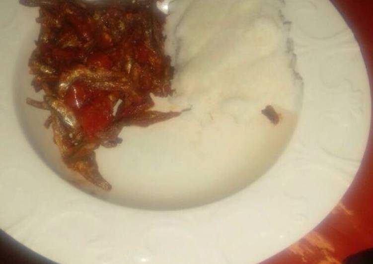 Recipe of Award-winning Dry fried omena (Lake Victoria sardine) with ugali