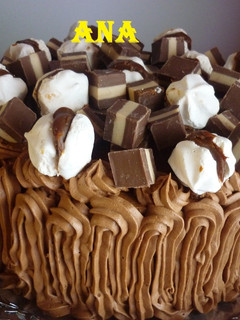 Una foto de Torta golosa cumpleaños de 80
