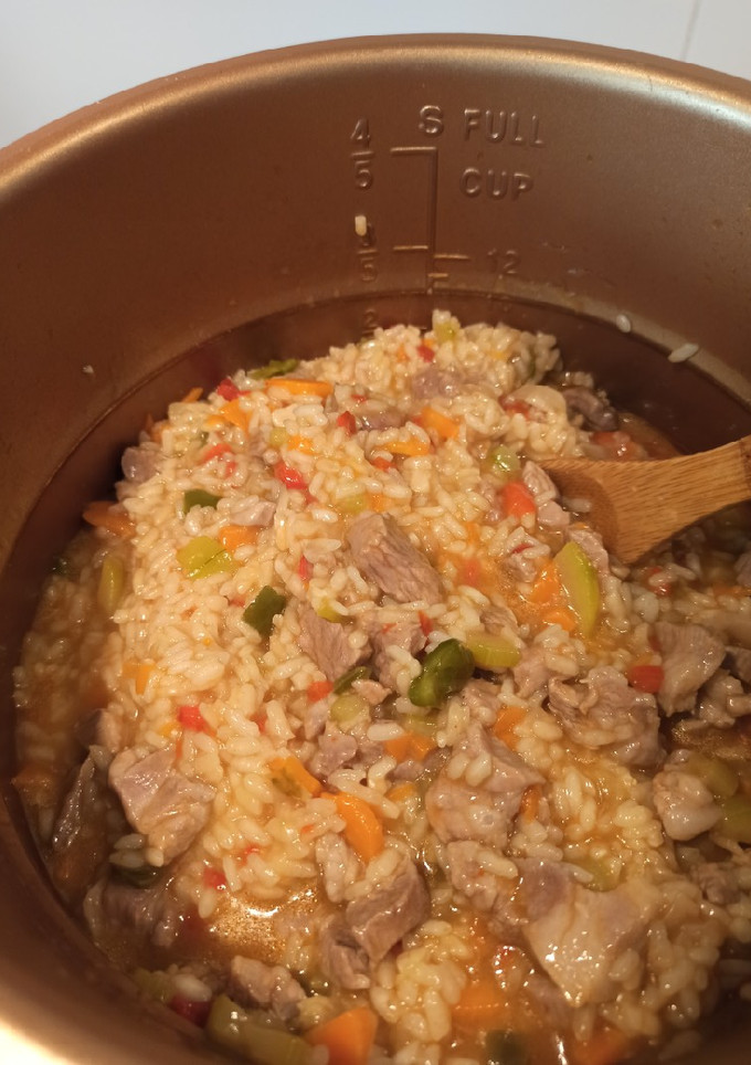 Una foto de Arroz con cosas