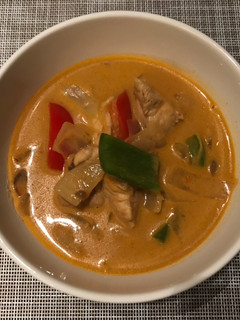 Una foto de Curry rojo tailandés (no picante)