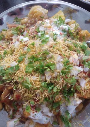 ब्रेड शोला चाट (Bread shola chaat recipe in Hindi) रेसिपी मुख्य फोटो
