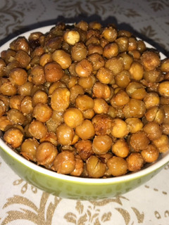 Una foto de Garbanzos con ajo a la parmesana