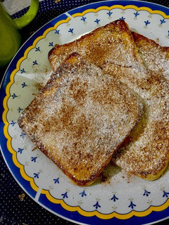 A picture of Cinnamon French Toast.