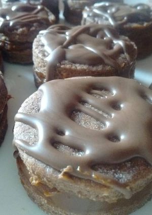 Una foto de Alfajores de chocolate