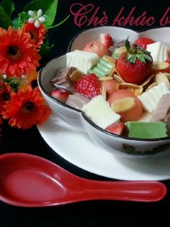 Hình của món Chè Khúc Bạch.
