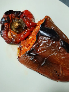 Una foto de 🌶️Pimientos rellenos de carne picada al horno 🐔