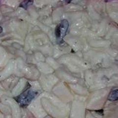 A picture of Macroni salad.