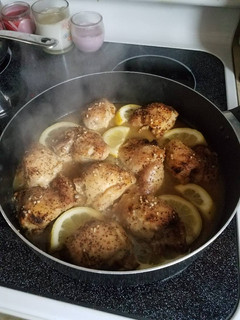 A picture of Lemon pepper chicken.