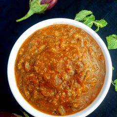 A picture of Eggplant mint gothsu/curry.