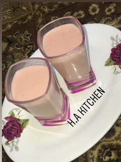 A picture of Watermelon& Banana smoothie.