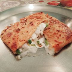 A picture of Cream paratha.