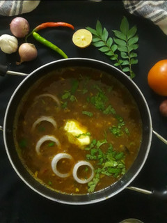 साबुत मसूर की दाल (sabut masoor ki dal recipe in Hindi) रेसिपी मुख्य फोटो