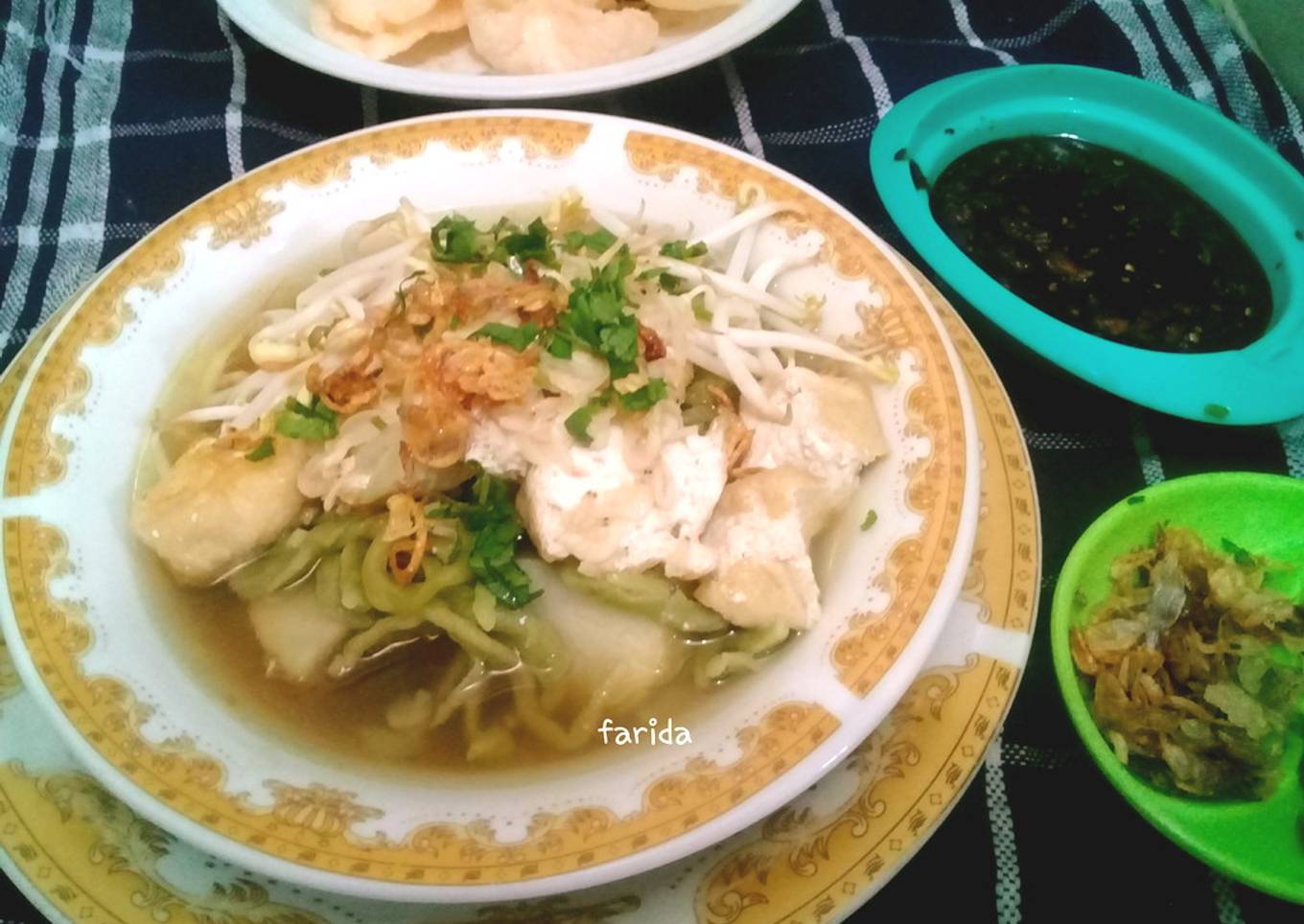 Lontong Mie