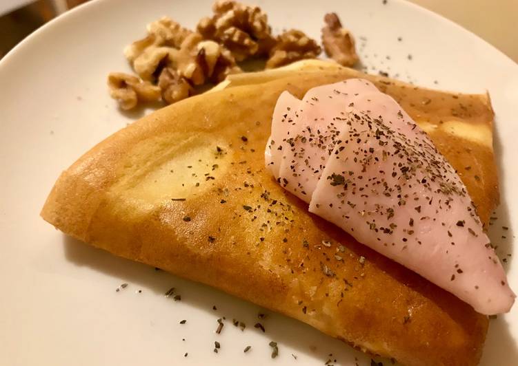 Crepes de cheddar y pavo