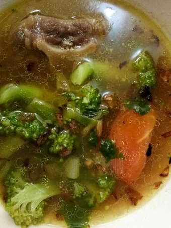 Langkah Gampang Membuat Resep Sop buntut sapi brokoli apa adanya 😂👇 yang Bikin Ngiler