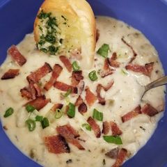 A picture of New England Clam Chowder.