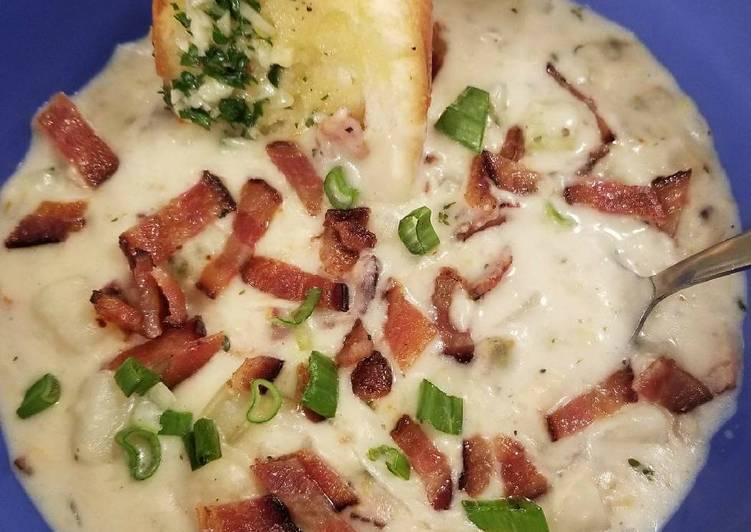 The Simple and Healthy New England Clam Chowder