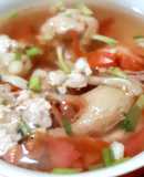 Canh cà chua nấu nấm