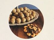 A picture of dry fruits almonds