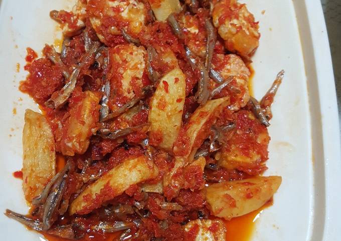 Sopo Tahu kentang Balado