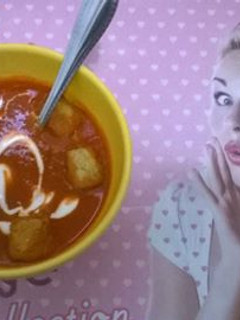 Una foto de Sopa de pimientos rojos. (Olla de cocción lenta-SlowCooker-CrockPot)